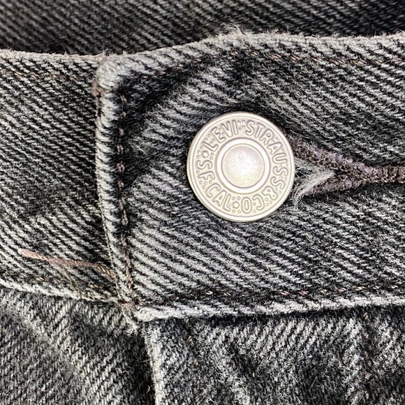 LEVI'S Black Denim Short - Picture 5 of 9